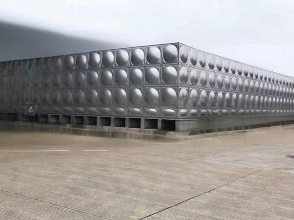 安陽(yáng)生活不銹鋼水箱是廠家負(fù)責(zé)安裝嗎